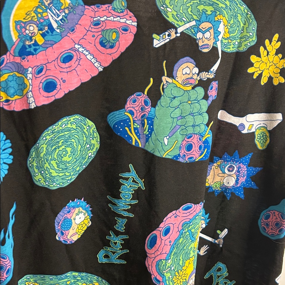 Black Graphic Tee with Colorful Print - Picture 5 of 7